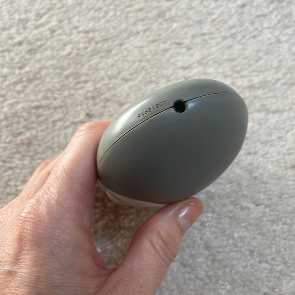 Nuface Mini Microcurrent Device - image 8